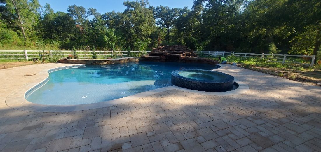 Barnett Pool #001 by The Pool Man Inc