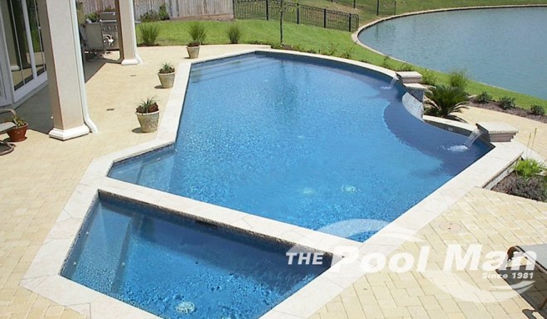 Classic Pool Design #009 by The Pool Man Inc