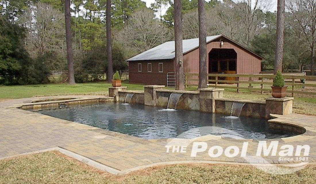 Classic Pool Design #011 by The Pool Man Inc