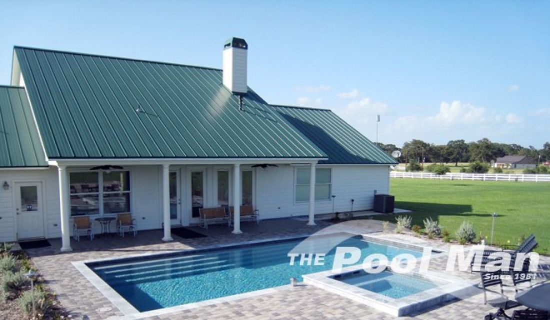 Classic Pool Design #015 by The Pool Man Inc