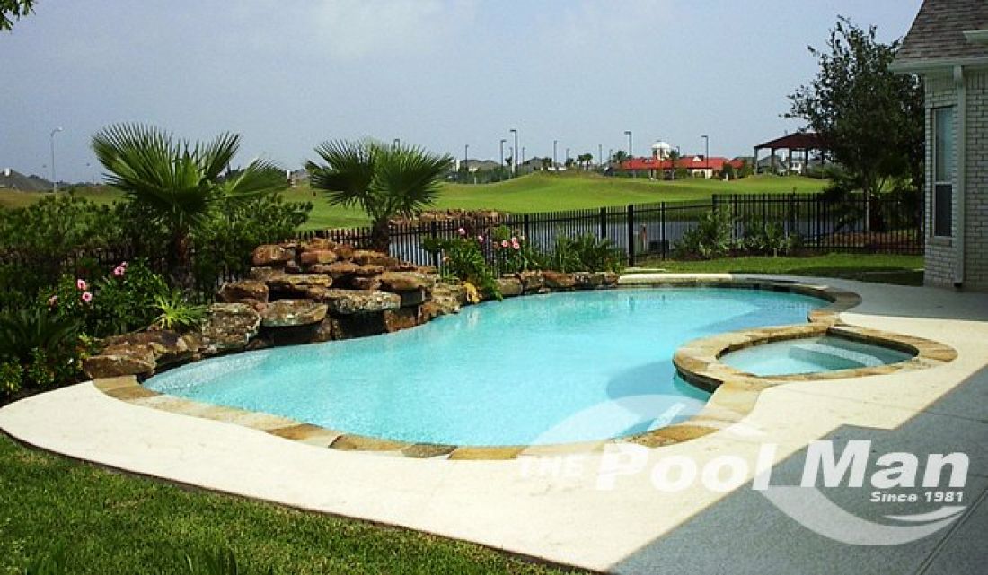 Custom Pool Design #008 by The Pool Man Inc