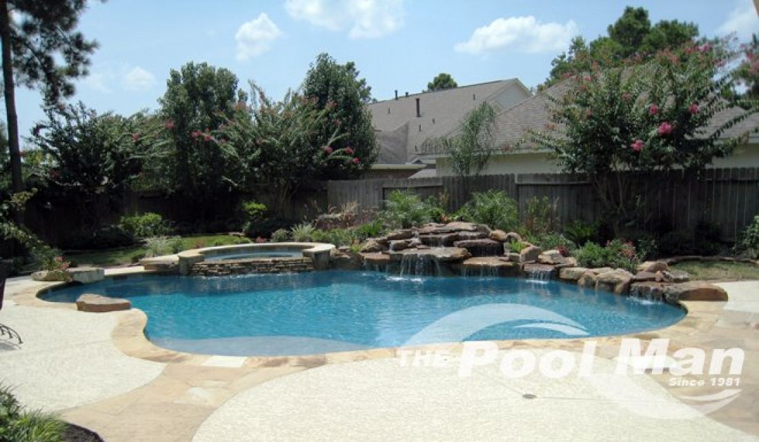 Custom Pool Design #013 by The Pool Man Inc