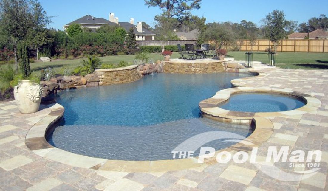 Custom Pool Design #015 by The Pool Man Inc