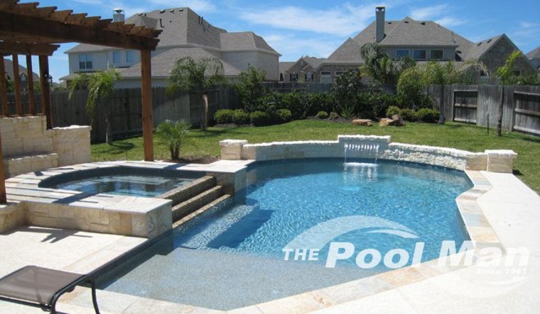 Custom Pool Design #016 by The Pool Man Inc