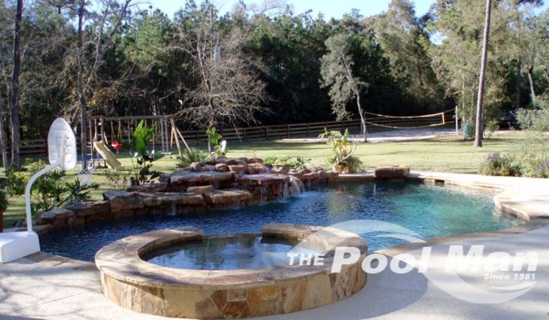 Custom Pool Design #031 by The Pool Man Inc