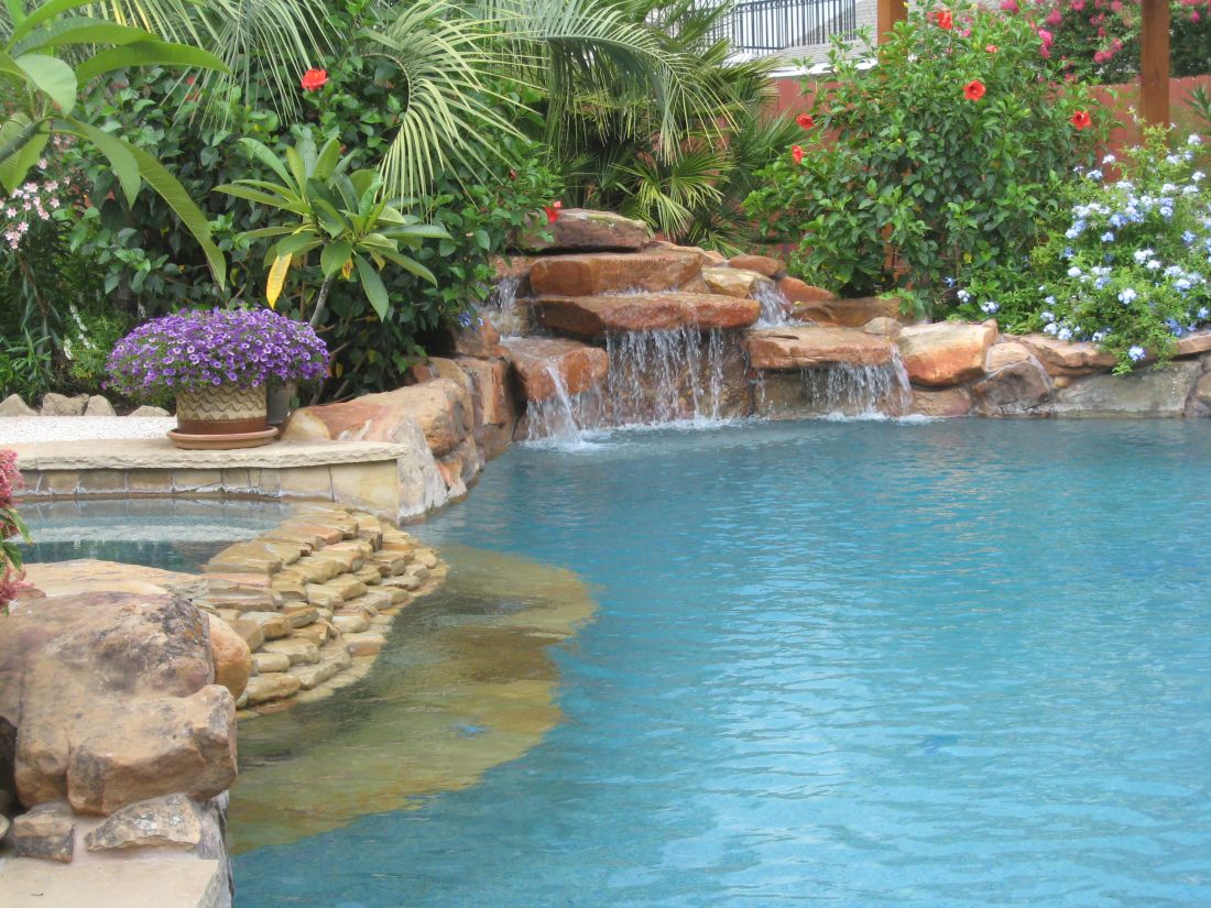 Mike Maddox Pool #008 by The Pool Man Inc