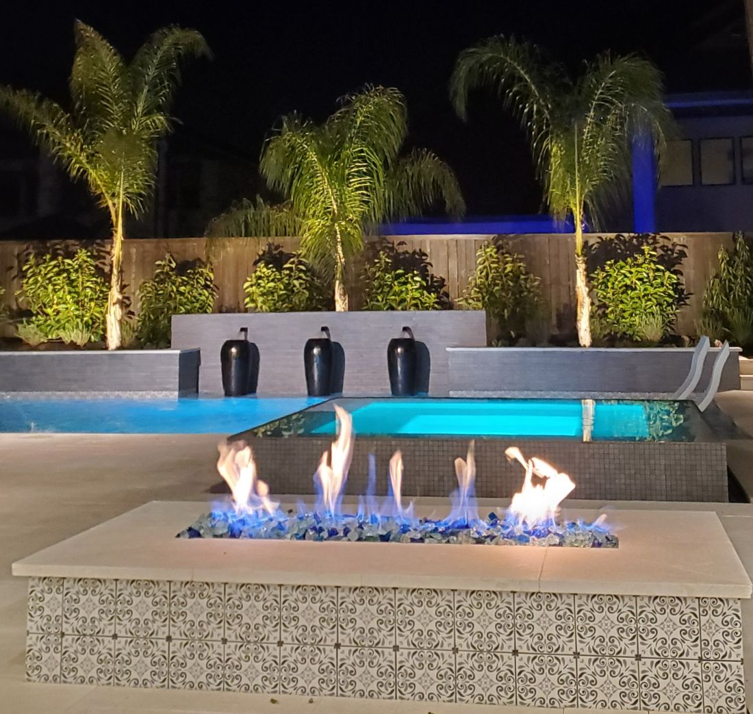 Kite Pool #002 by The Pool Man Inc