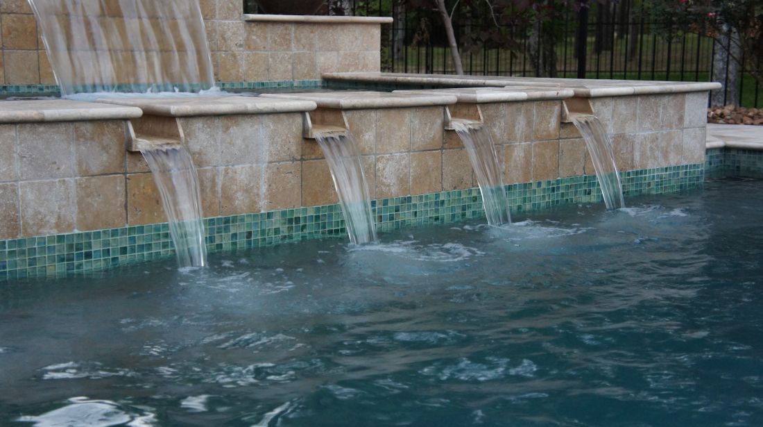 Pruner Pool #005 by The Pool Man Inc